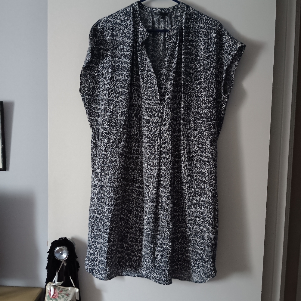 VINCE Multicolor Silk Shift Dress M